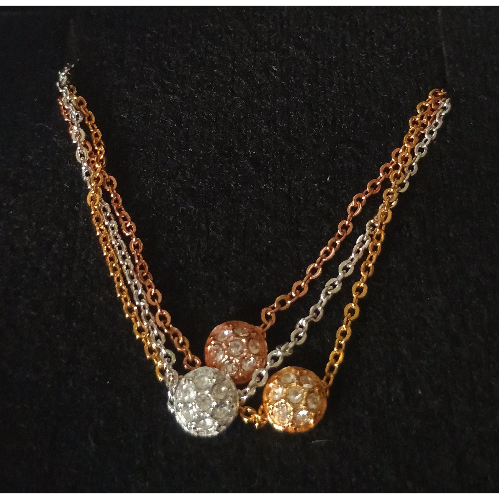 PULSERA UNIQUE - 1 PIEZA COLECCIÓN BRILLAR ESTÁ EN TI - METAL BAÑADO EN ORO Y PLATA